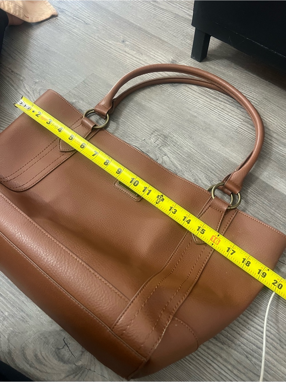 FRYE AND CO. Cognac Leather Tote with Matching Pouch - Picture 13 of 14
